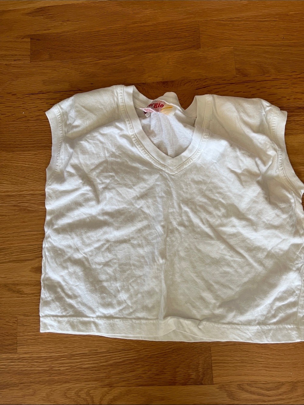 Vintage Energie juniors medium White VāNeck crop top